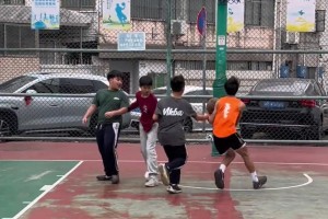 被一群小孩的球技折服了 ！_录像