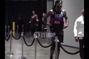 禁赛7场！斯图尔特被驱逐后还放言：我被活塞选中就来干这个的！_录像